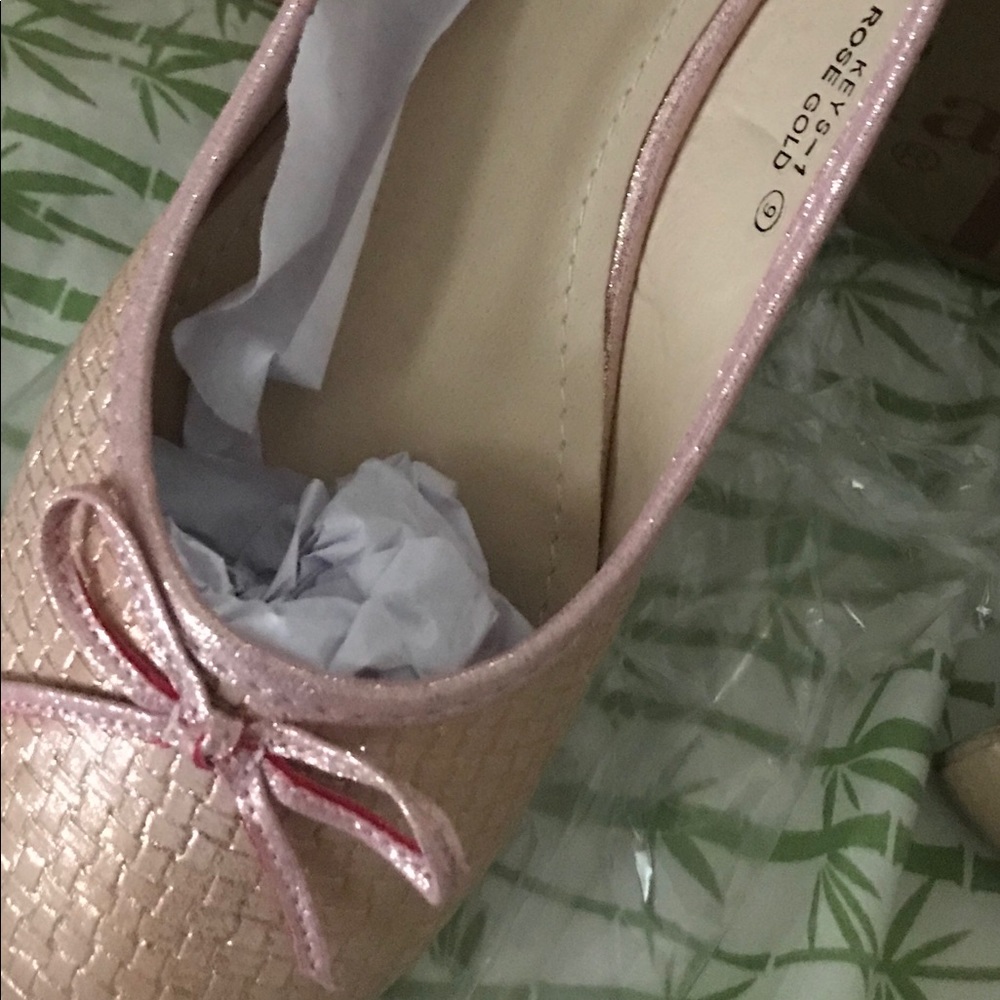 Rose Gold Key Flats- Still in the box